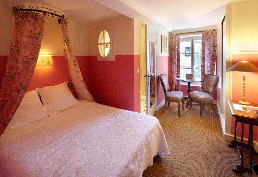 Hotel Restaurant Des Deux Rocs Seillans Habitación foto